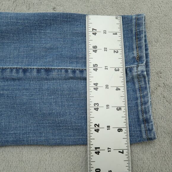 Levi's Jeans Womens Size 6S Blue Mid-Rise Classic Straight 28" Inseam Distressed - Picture 6 of 16